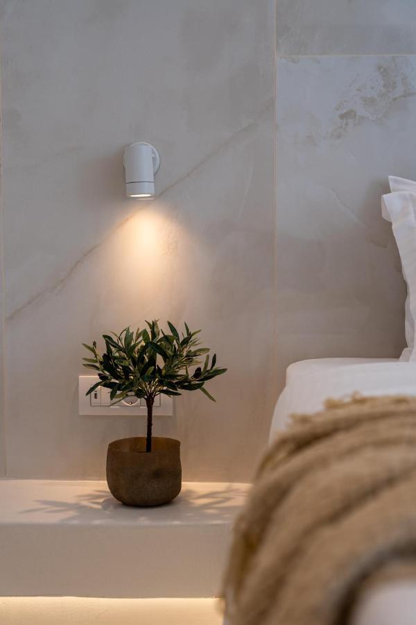 Cycladic Suites & Spa Fira  Eksteriør bilde